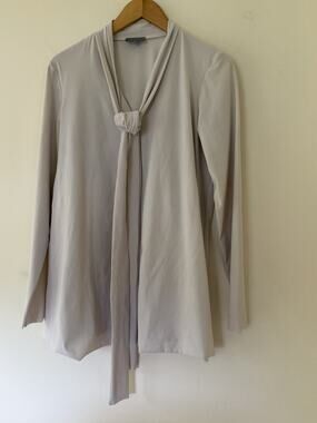 M2057 by Maria Pinto Light Gray Tunic Long Sleeve Neck Tie Tunic Size Large